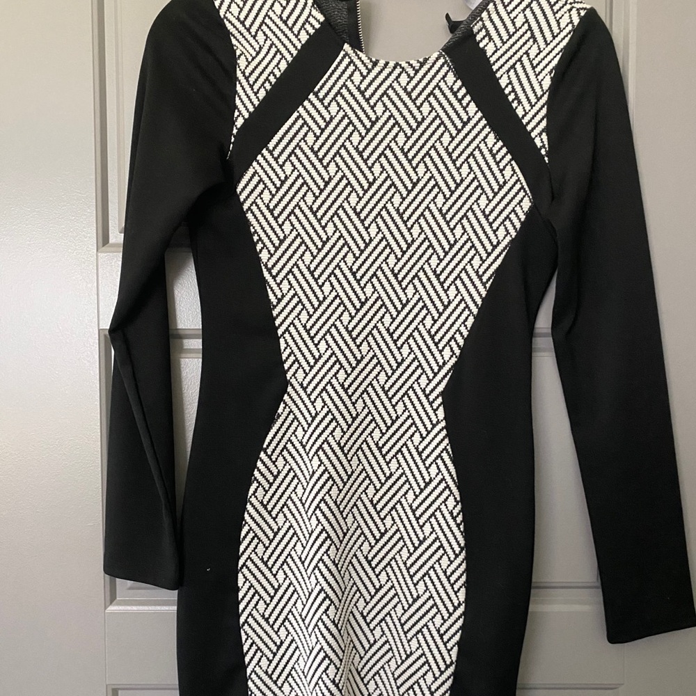 Long sleeve LBD